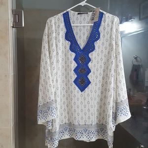 detailed tunic top medium
